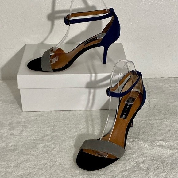 STEVEN Steve Madden Vienna Suede Heels Women's Size 7.5M Peep Toe Navy Blue Gray - Picture 1 of 10